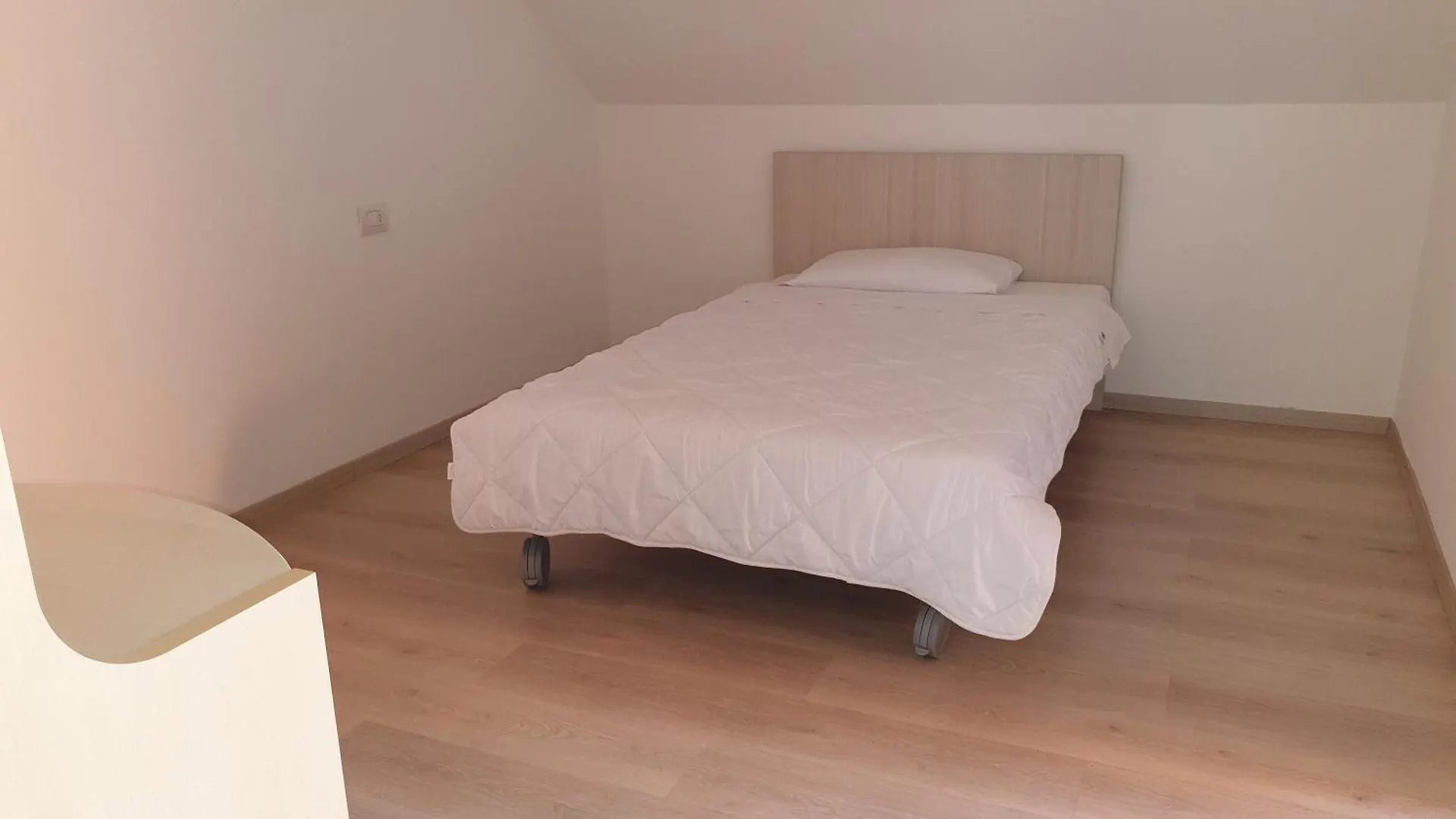 Modern Apartament Porlezza Italy