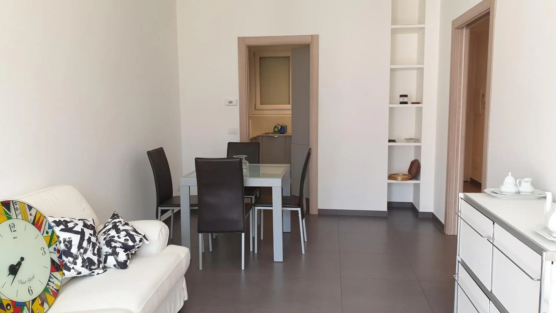 Modern Apartament Porlezza 0*,